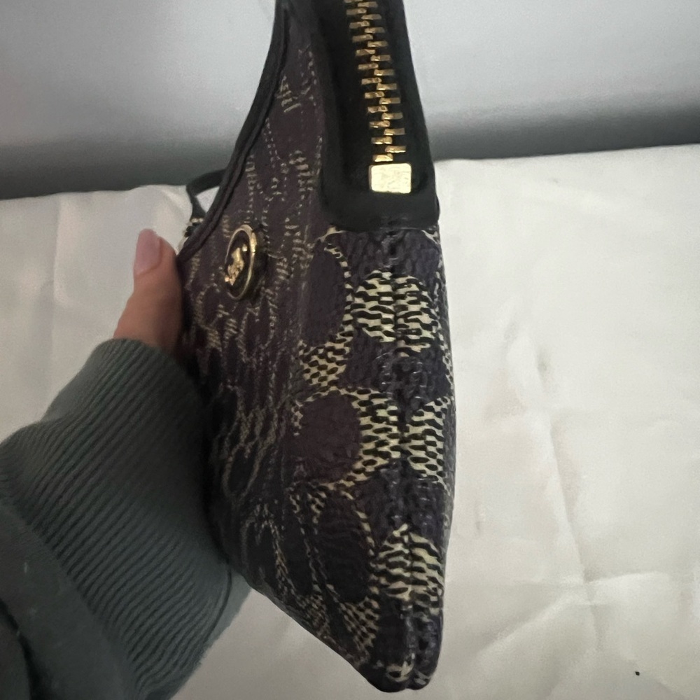 Coach Purple Signature Jacquard Wristlet - Picture 6 of 8